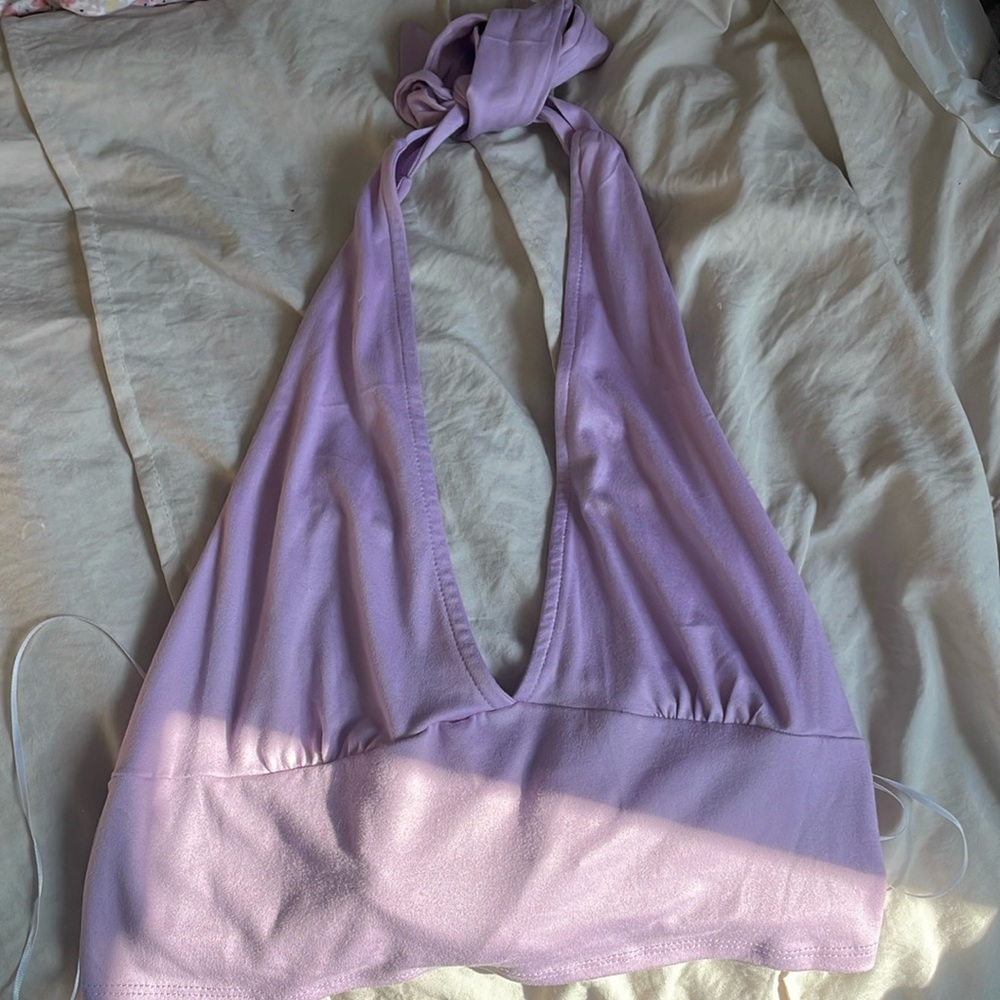 NWT lilac halter cropped top 💜